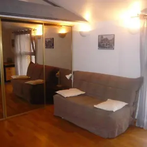 https://studio-meubl-idalement-situ.hotels-rhonealpes.com