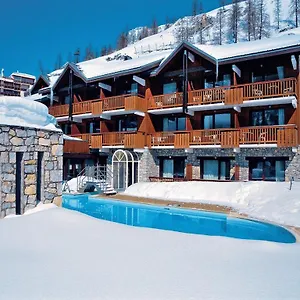 https://residence-spa-les-chalets-de-solaise.hotels-rhonealpes.com